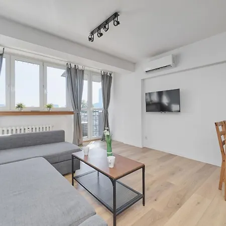 Cozy Studio With Amazing View Of The City By Renters